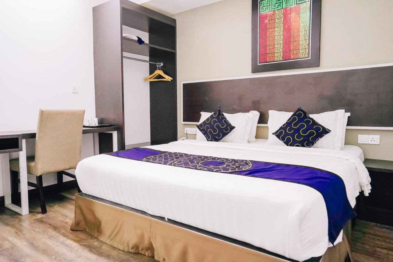 Greystone Midaris Hotel Куала-Лумпур Экстерьер фото